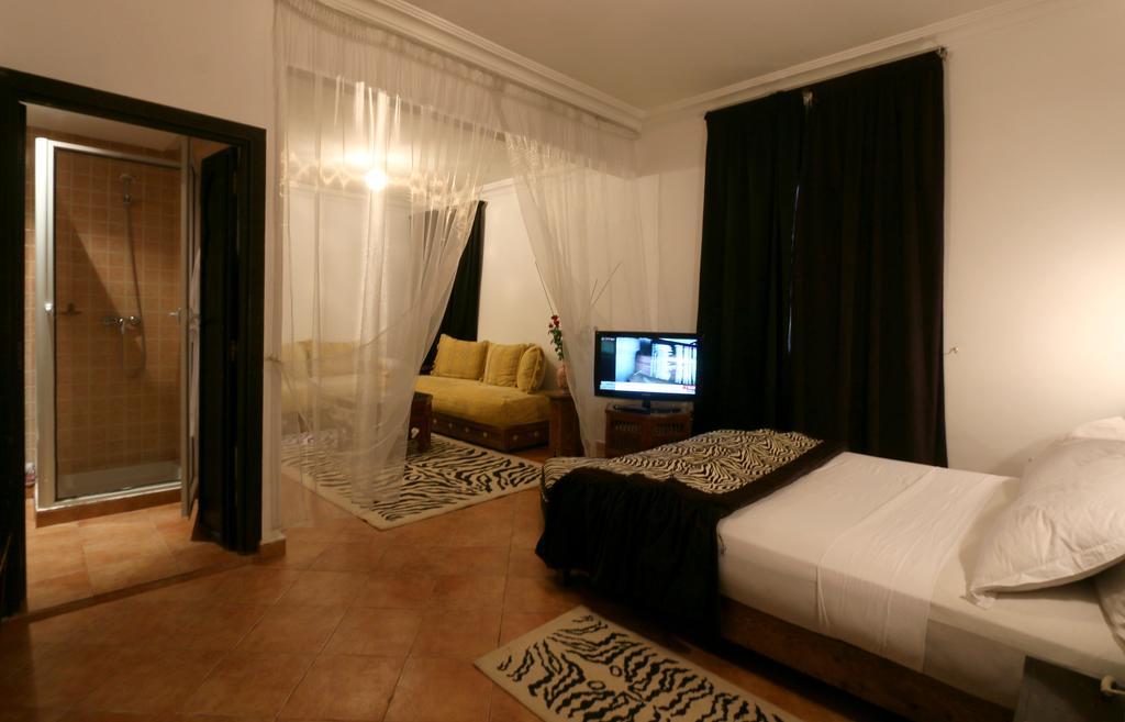 Hotel Tafoukt 马拉喀什 外观 照片