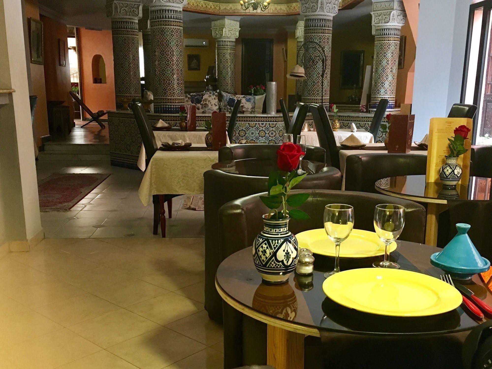 Hotel Tafoukt 马拉喀什 外观 照片