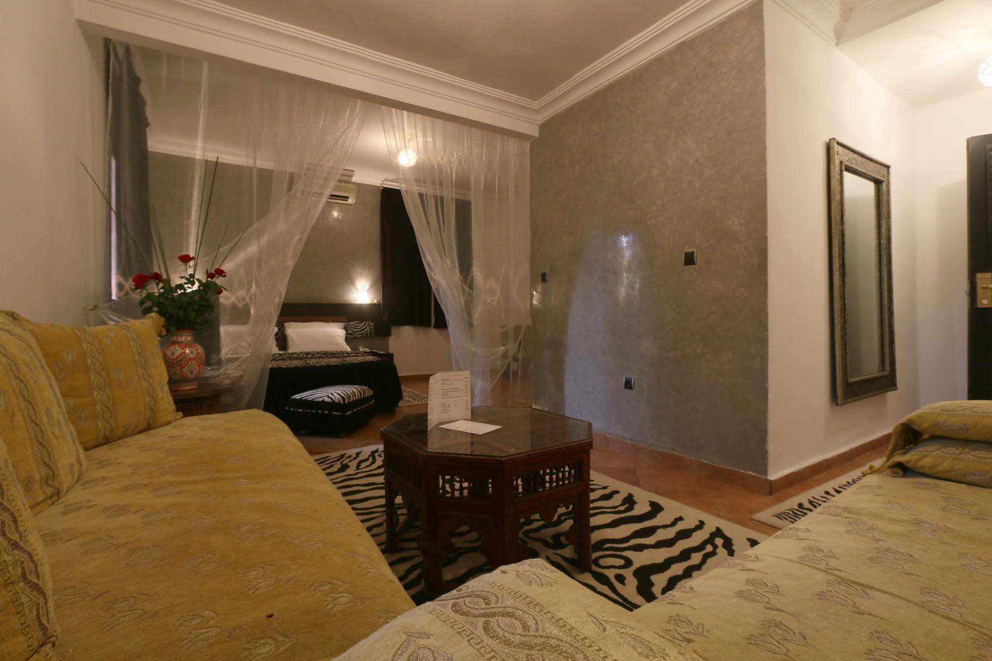 Hotel Tafoukt 马拉喀什 外观 照片